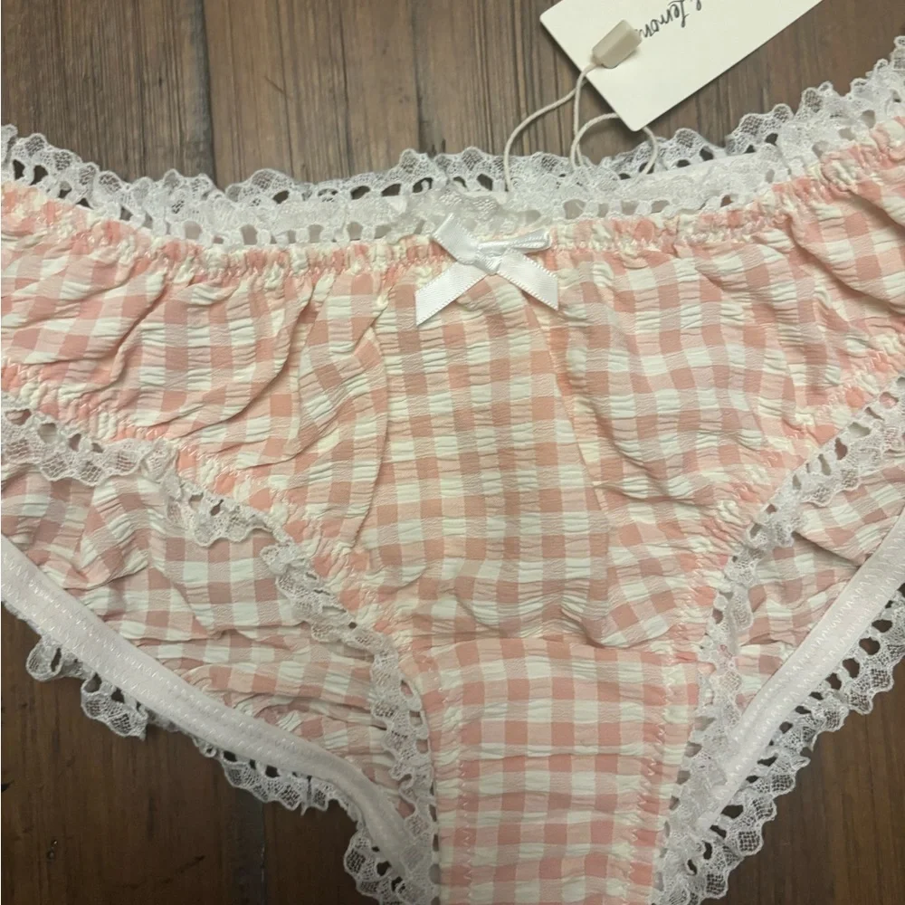 NWT for love and lemons pink gingham lingerie set - Picture 13 of 16